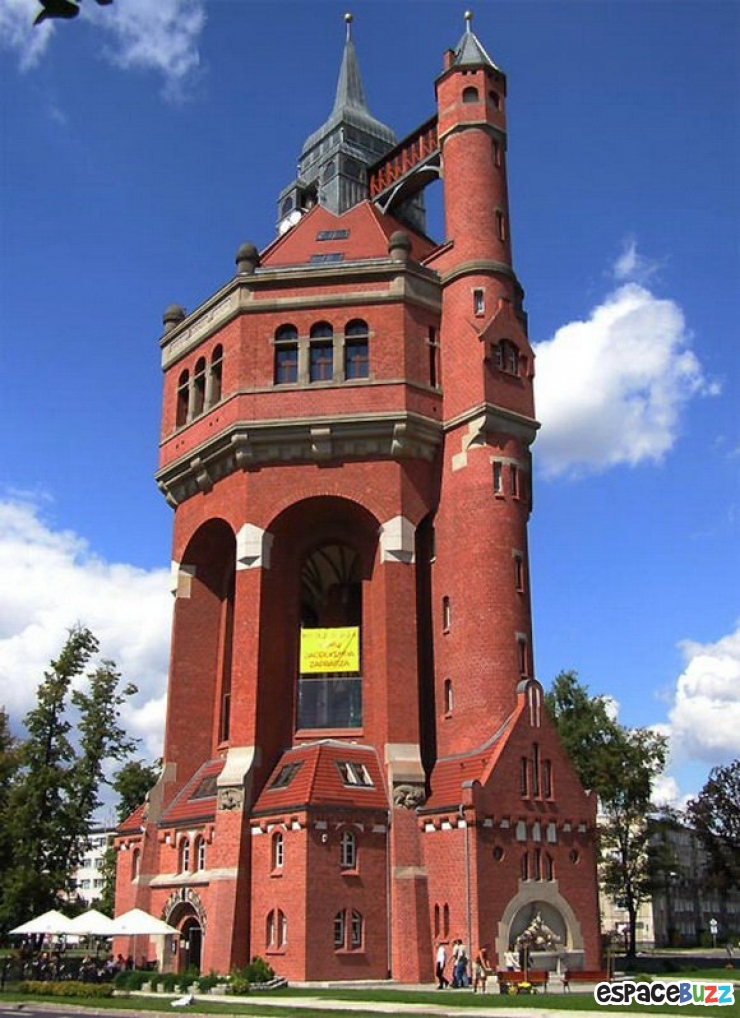 Illustration de l'article : 12 châteaux d'eau à l'architecture exceptionnelle