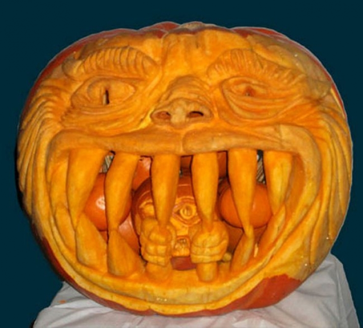 Illustration de l'article : Spécial Halloween : 28 citrouilles transformées en véritables sculptures
