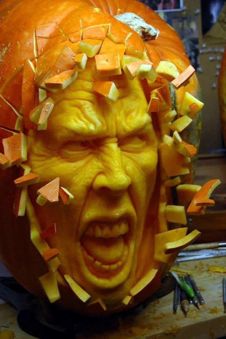 Illustration de l'article : Spécial Halloween : 28 citrouilles transformées en véritables sculptures