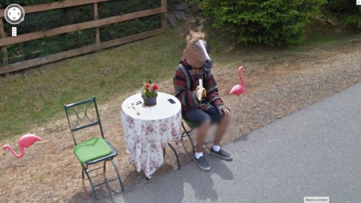 Illustration de l'article : 12 scènes insolites capturées sur Google Street View. La 5 est juste énorme...