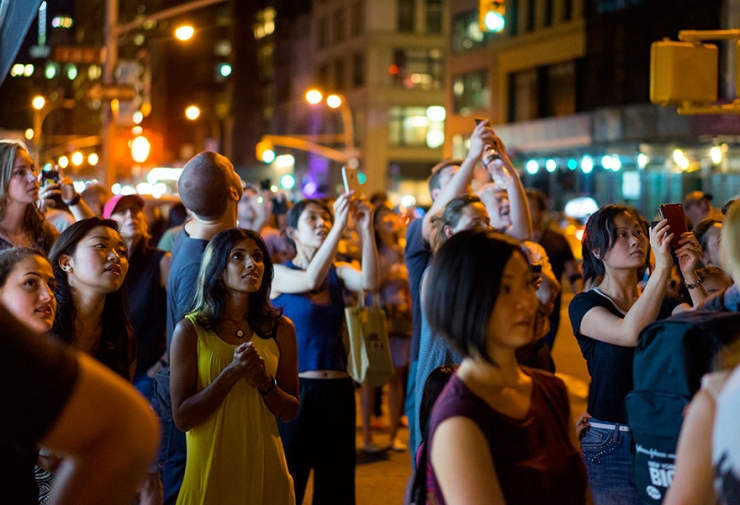Illustration de l'article : Un superbe hommage à Cecil le lion et à 160 animaux en danger projeté sur l'Empire State Building