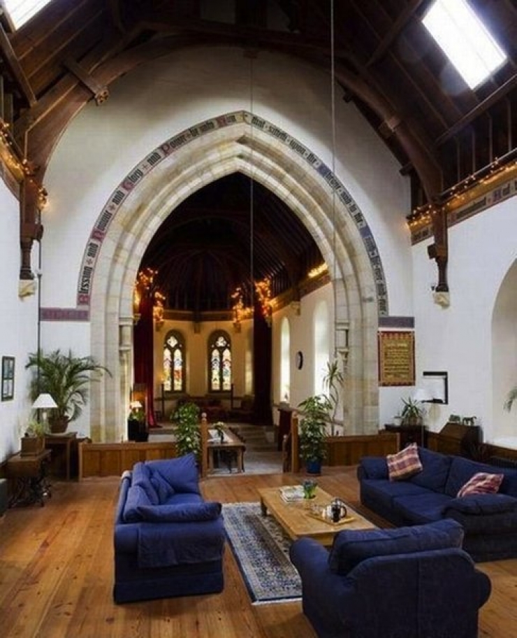 Illustration de l'article : 9 églises transformées en appartements ou maisons. La 5 ème vaut vraiment le détour !