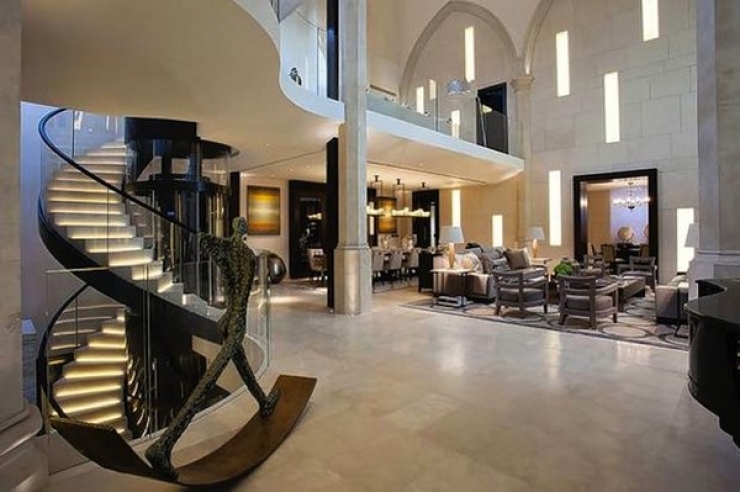 Illustration de l'article : 9 églises transformées en appartements ou maisons. La 5 ème vaut vraiment le détour !