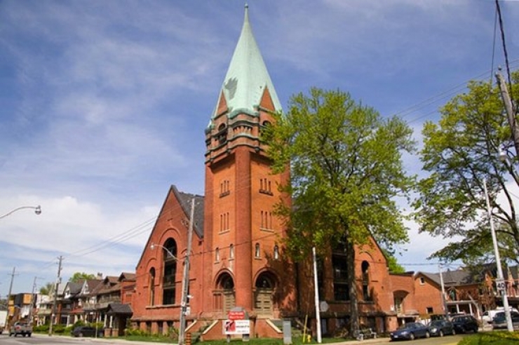 Illustration de l'article : 9 églises transformées en appartements ou maisons. La 5 ème vaut vraiment le détour !