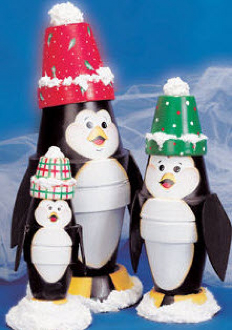 Illustration de l'article : Voici différentes astuces pour changer vos petits pots en terre cuite en objets de décoration… Impressionnant !