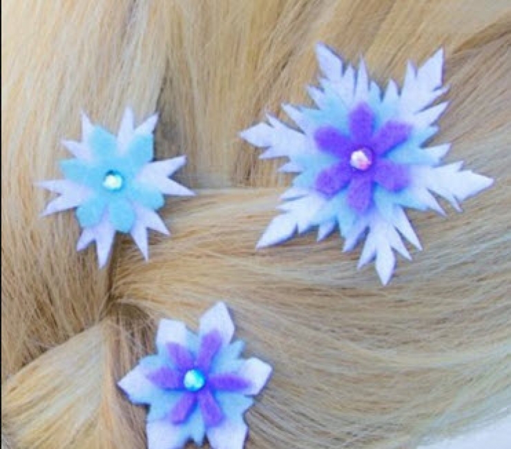 Illustration de l'article : Faites plaisir aux enfants avec ces 16 bricolages autour d'Elsa, La Reine Des Neiges…