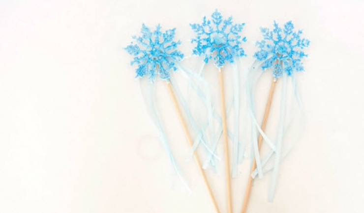 Illustration de l'article : Faites plaisir aux enfants avec ces 16 bricolages autour d'Elsa, La Reine Des Neiges…