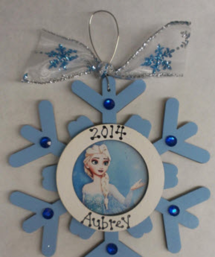 Illustration de l'article : Faites plaisir aux enfants avec ces 16 bricolages autour d'Elsa, La Reine Des Neiges…