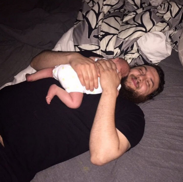 Illustration de l'article : 15 photos qui montrent que les hommes assurent dans leur rôle de papa…Ils sont adorables !