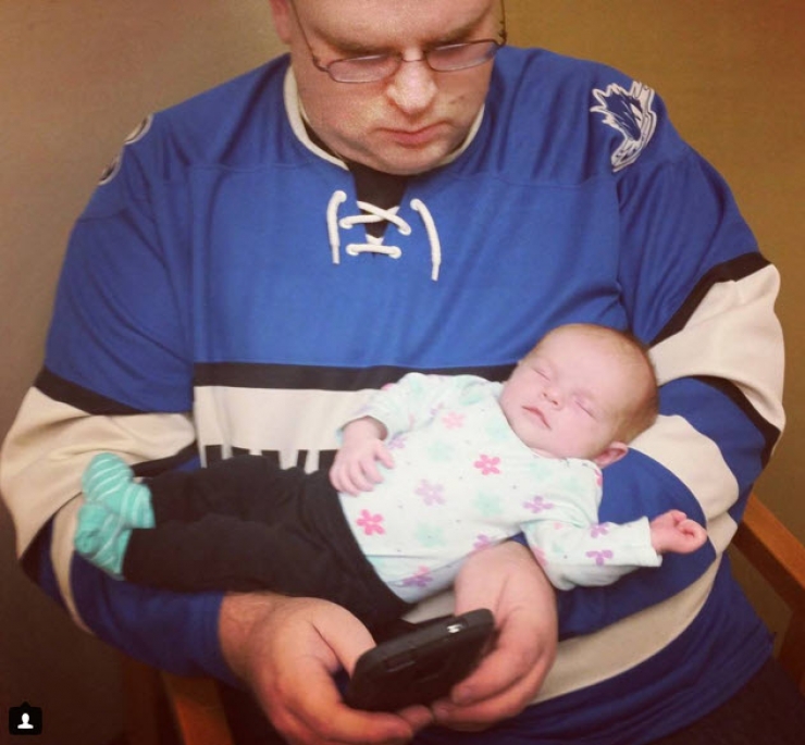 Illustration de l'article : 15 photos qui montrent que les hommes assurent dans leur rôle de papa…Ils sont adorables !
