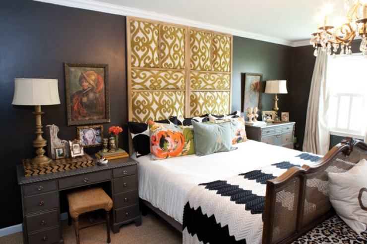 Illustration de l'article : En récupérant une porte moustiquaire en bois, elle crée de magnifiques objets de décorations…13 brillantes idées !