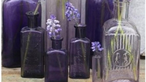 Illustration : "Astuce: 10 objets que vous pouvez recycler et transformer en jolis vases pour vos plantes"