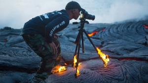 Illustration : "Ces photographes prêt-à-tout pour trouver le bon angle"