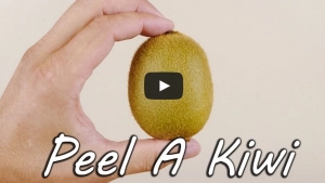 Illustration : "Bientôt l'été, voici comment peler un kiwi ou une mangue comme un pro et super facilement !"